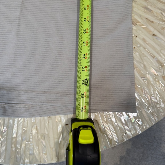 Lululemon Evolution Short Sleeve Polo - Size M - Picture 4 of 6